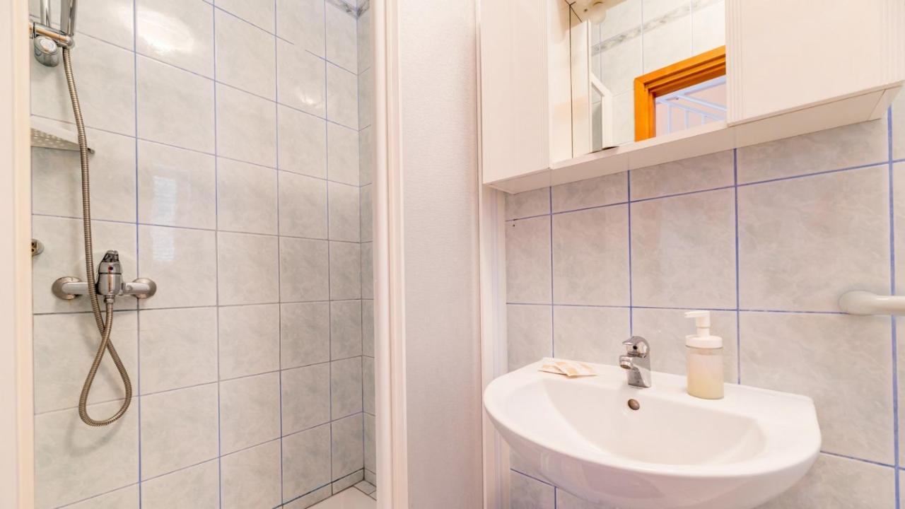 Damir & Gordana Apartment Baska  Ngoại thất bức ảnh